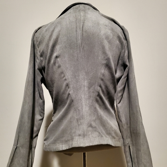 Jacket - Picture 3 of 4